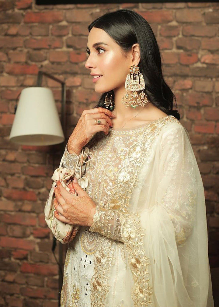 Iqra Aziz