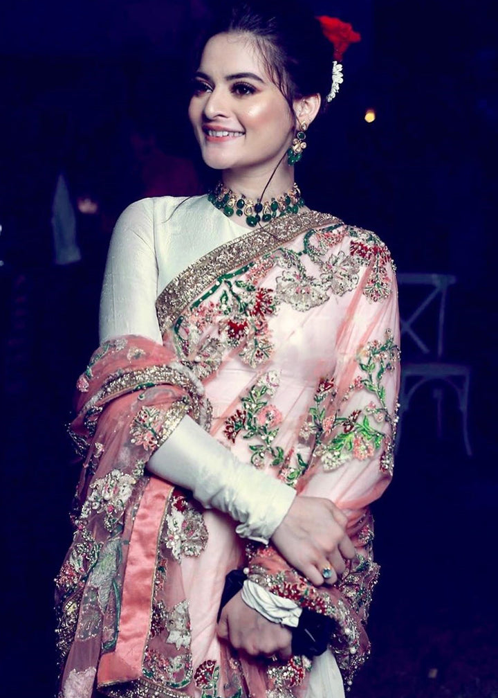 Minal Khan